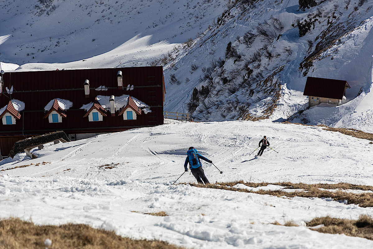 Abfahrt vorbei am Rifugio Marinelli