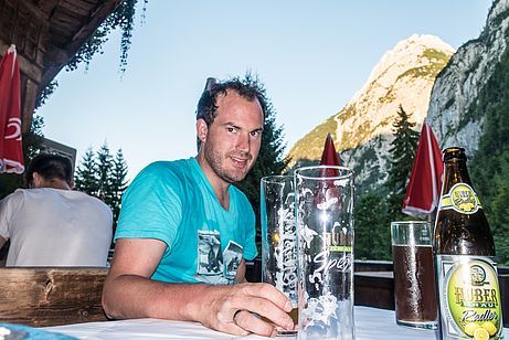 Ausgleich des Flüssigkeitsdefizits an der Griesneralm. Ausgleich des Flüssigkeitsdefizits an der Griesneralm.