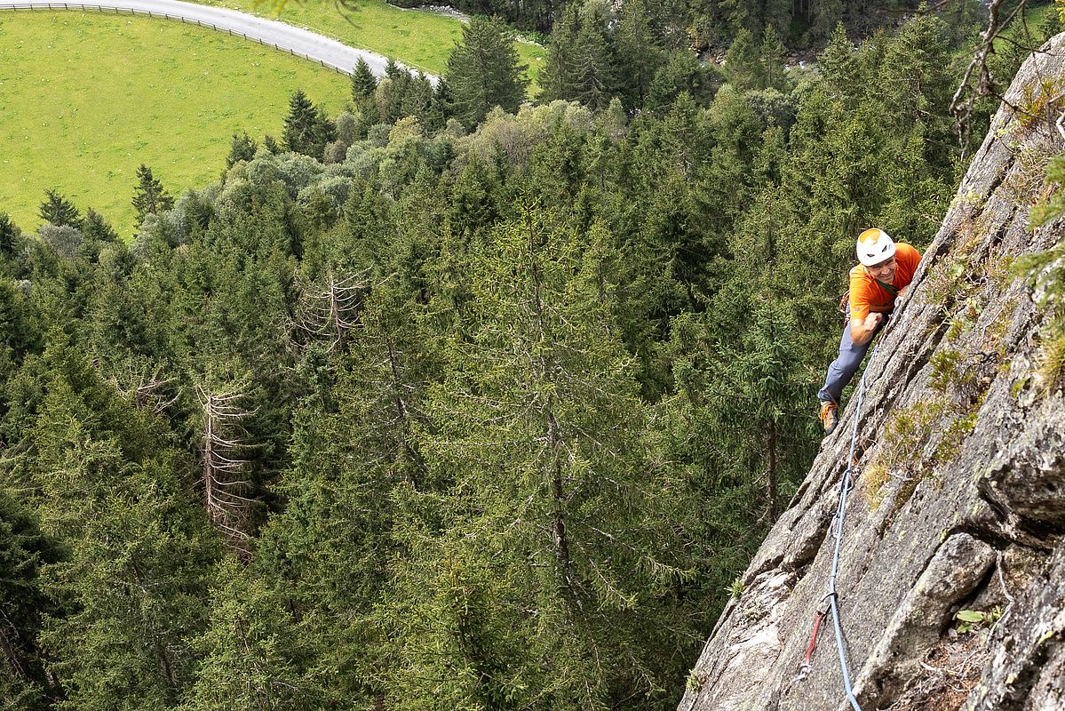 Querung hoch über dem Talboden