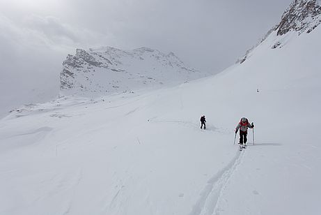 Kurze Wolkenlücken im Aufstieg zur Torspitze Kurze Wolkenlücken im Aufstieg zur Torspitze