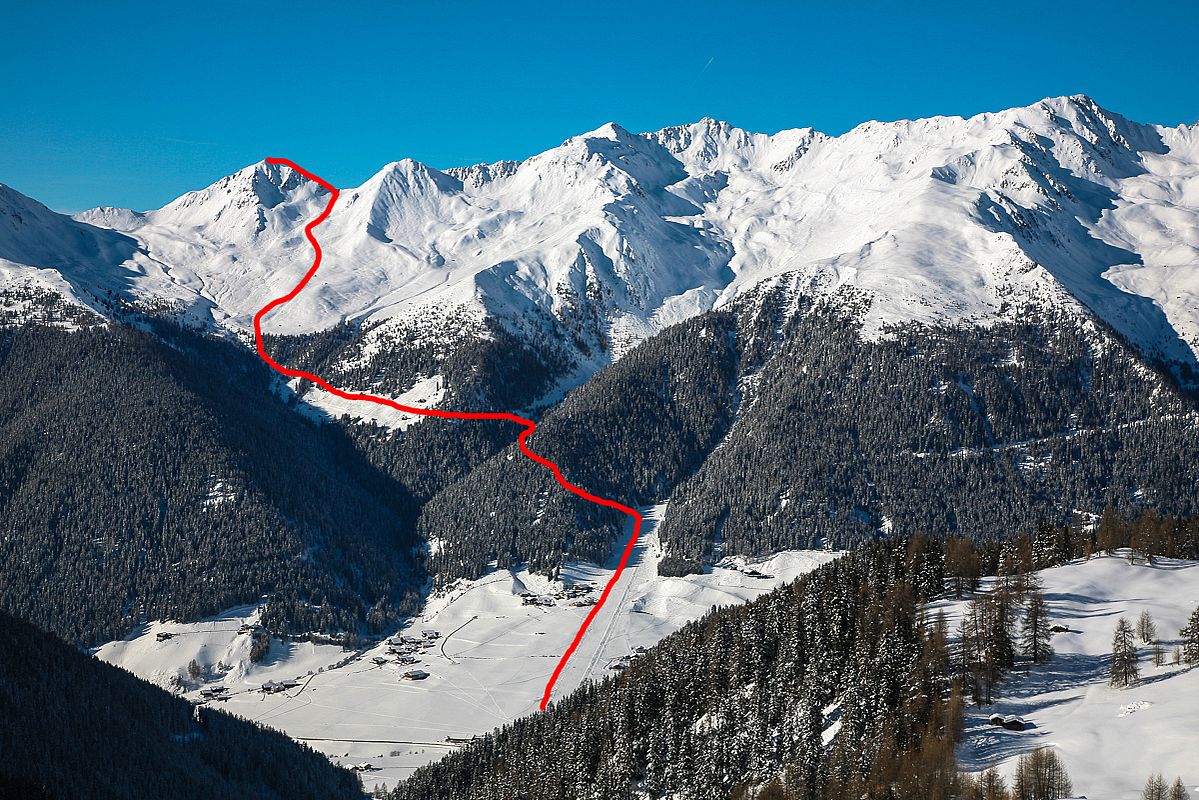 Überblick über die Route auf den Hohen Mann von gegenüber 