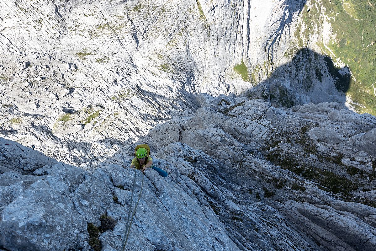 Tiefblick auf die 8. Seillänge