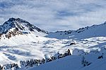 Blick ins Föllenbergkar mit der Edelhütte und Ahornspitze