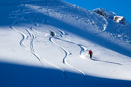 Abfahrt vom Steinjöchle zur Anhalter Hütte. Abfahrt vom Steinjöchle zur Anhalter Hütte.