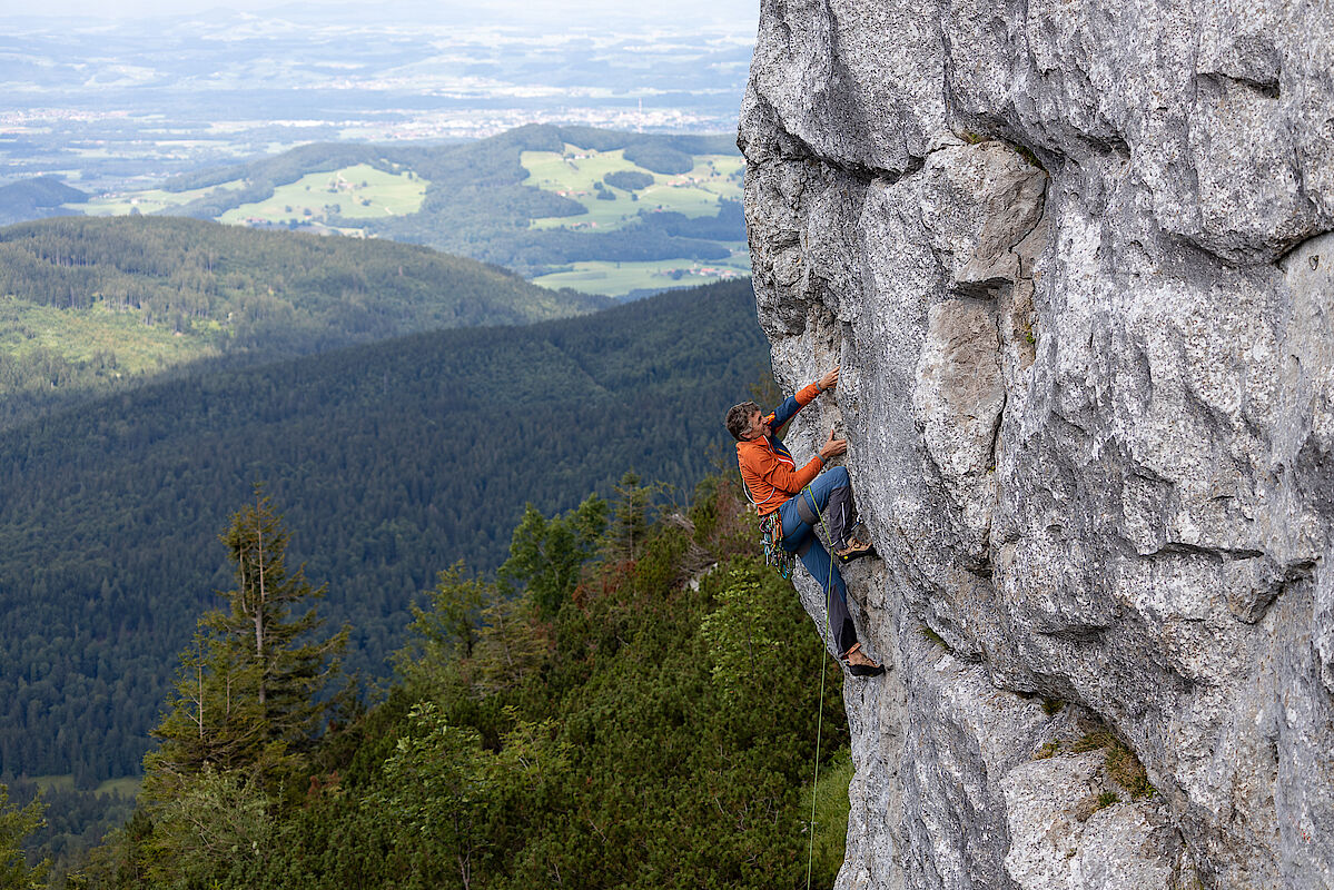 Die Route "Wie die Zeit vergeht" (7+/8-) gehört zu den besten am Zehnerstoa