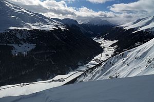Blick über das Langtauferertal hinaus