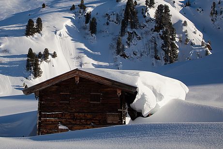 Viel Schnee an der Roßwildalm Viel Schnee an der Roßwildalm
