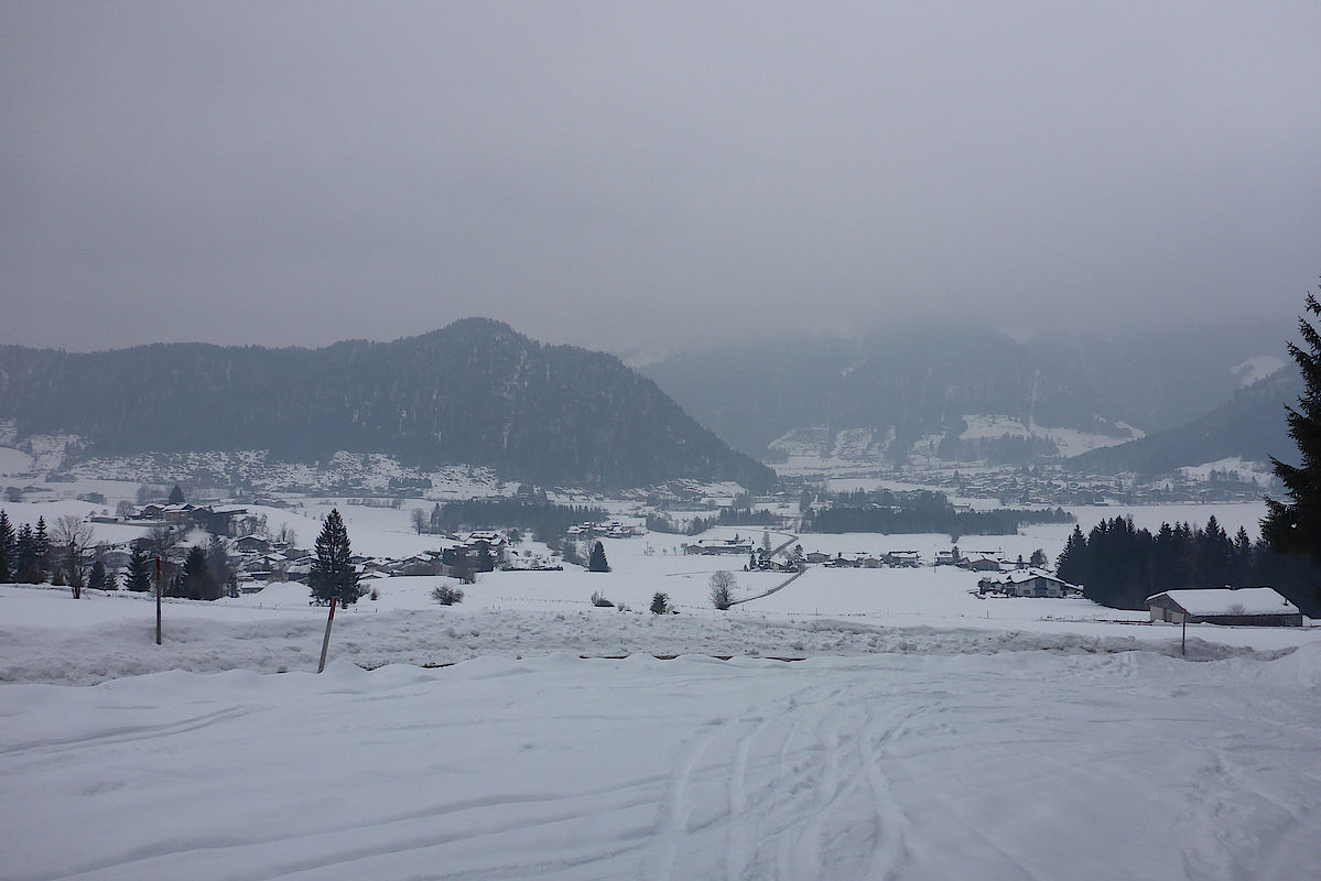 Schneelage am Tiroler Heuberg oberhalb vom Walchsee