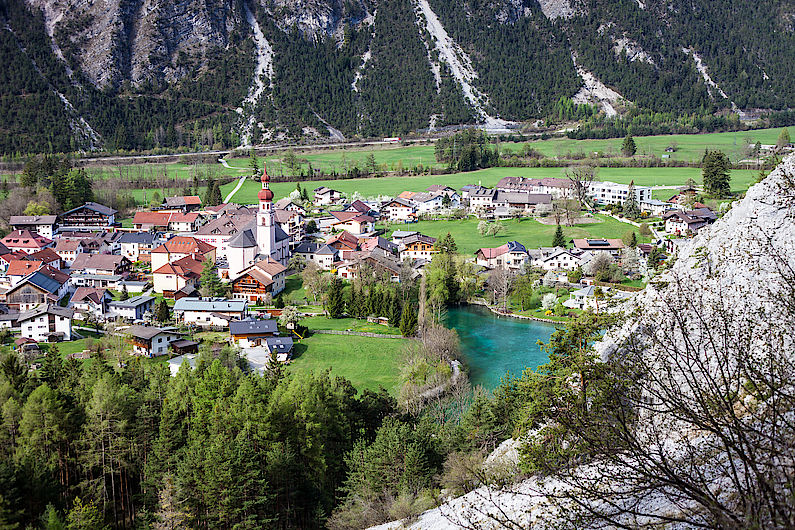 Tiefblick vom Sektor Sparchet auf Nasserreith