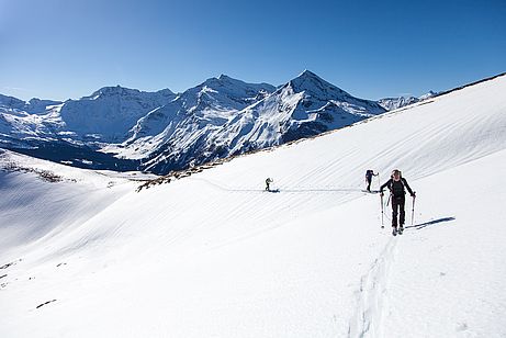 Im Angesicht von Sonnblick und Hocharn wollen wir heuer unterwegs sein. Im Angesicht von Sonnblick und Hocharn wollen wir heuer unterwegs sein.