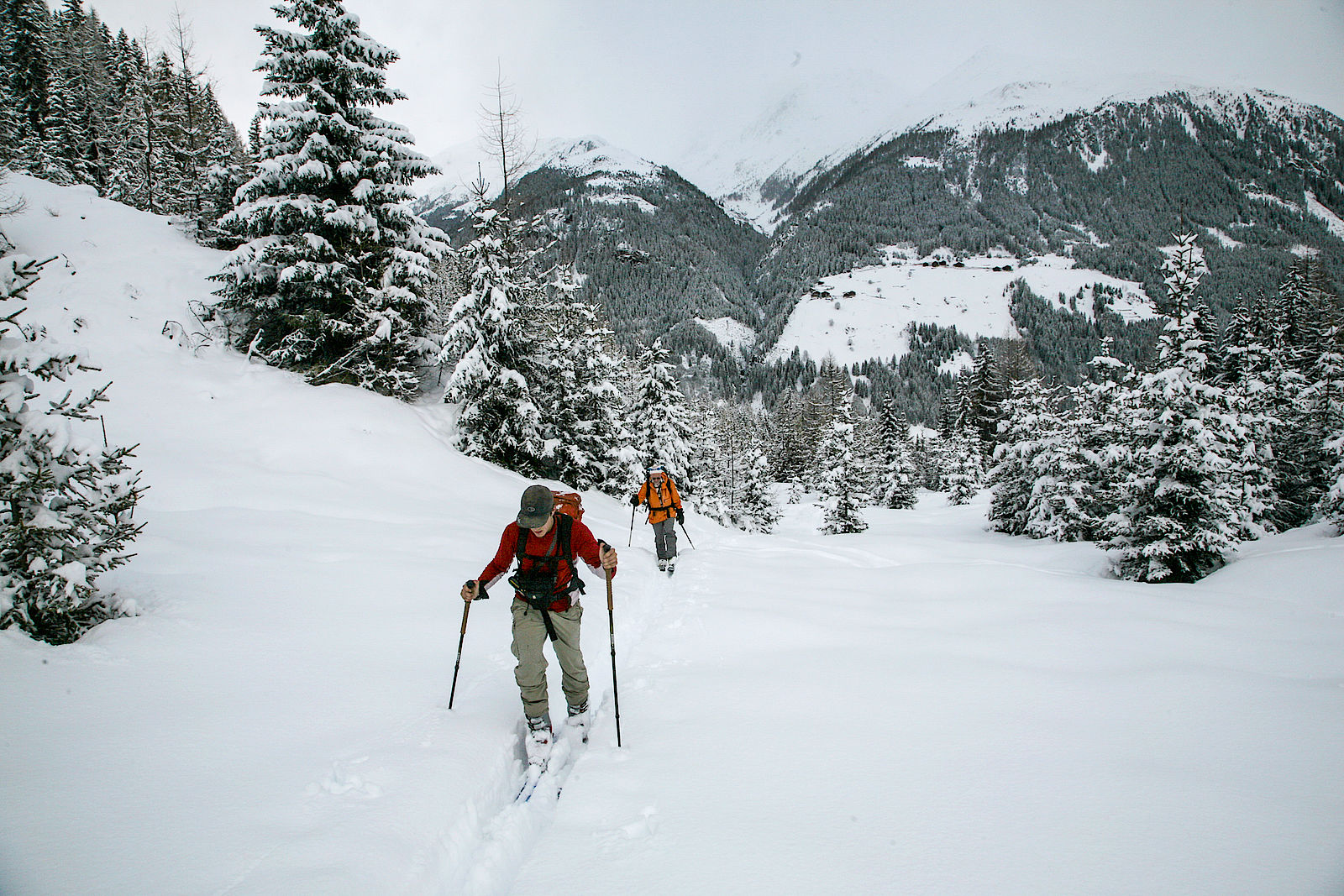 Neuschnee im Aufstieg zur Langschneid 