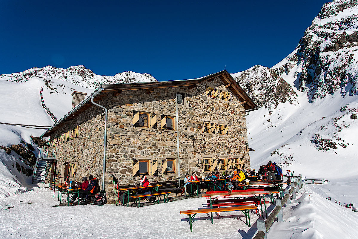 Die Amberger Hütte in den Stubaier Alpen 