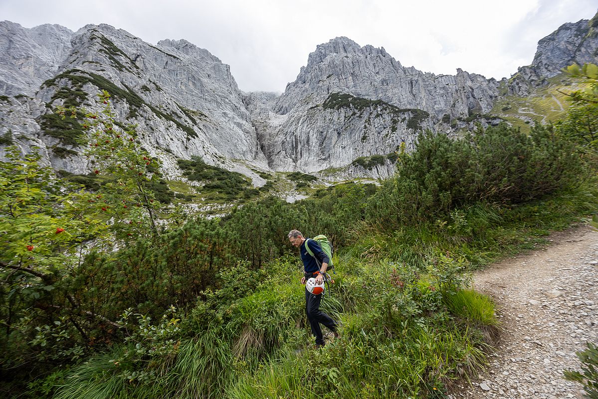 Blick zurück auf unsere Route im Abstieg