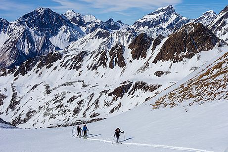 Aufstieg zur Eisbruggspitze - links im Hintergrund die Wurmaulspitze Aufstieg zur Eisbruggspitze - links im Hintergrund die Wurmaulspitze