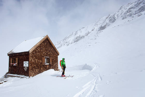  An der Fidelitashütte - dem Winterraum des Hochwildehauses