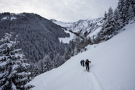 Super Skihänge im Aufstieg zum Stuckkogel. Super Skihänge im Aufstieg zum Stuckkogel.