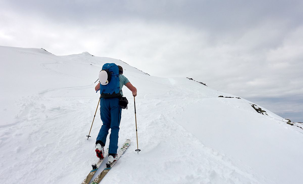Unterwegs am Gipfelrücken der Schneegrubenspitze