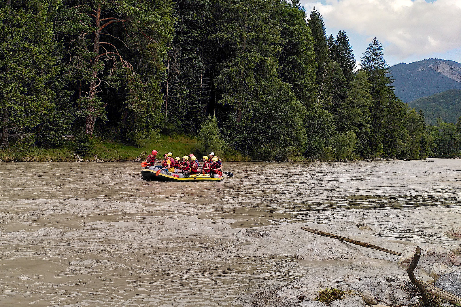 Rafting auf der Saalach direkt am Campingplatz