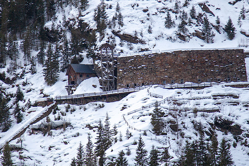 Die Stollenanlagen im Bergbaumuseum am Talschluss Die Stollenanlagen im Bergbaumuseum am Talschluss