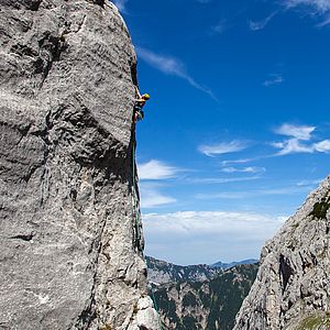 Klettern im Klettergarten der Pflaumhütte