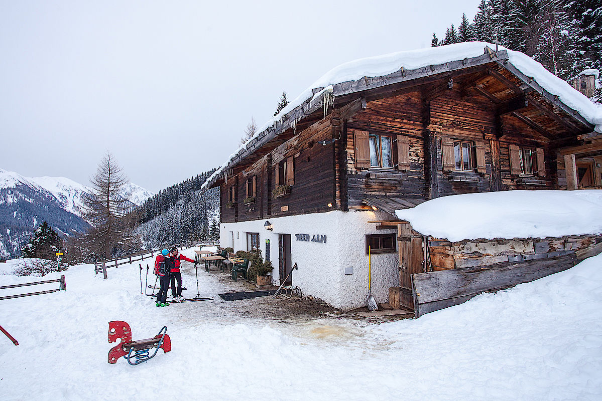 Peeralm - Skitourenstützpunkt im Naviser Tal in den Tuxer Alpen