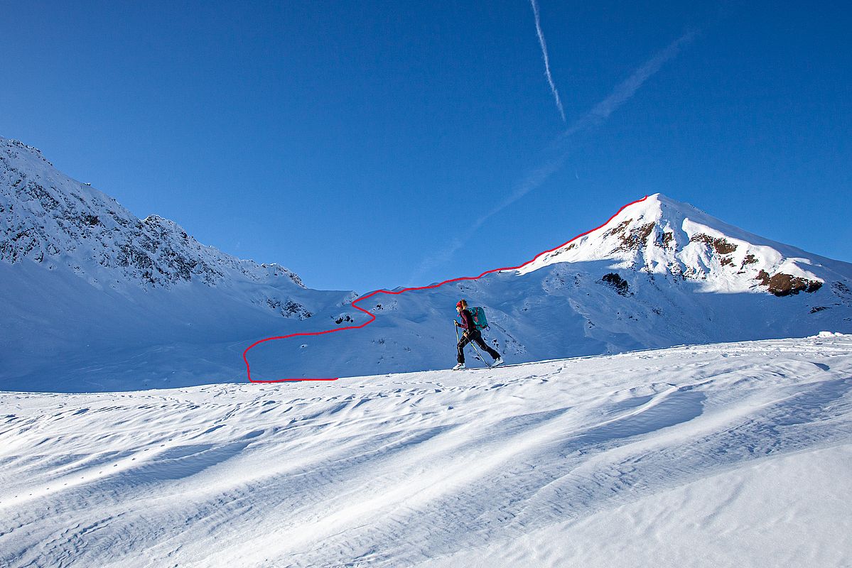 Blick vom Bläß zum Bergerkogel mit der Aufstiegsroute