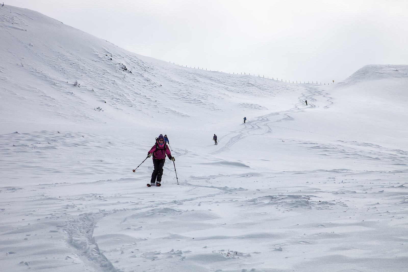 Abfahrt vom Trunajoch ins Gschnitztal. Abfahrt vom Trunajoch ins Gschnitztal.