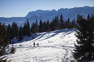 Glasklare Sicht auf einer Winterwanderung in den Chiemgauer Alpen