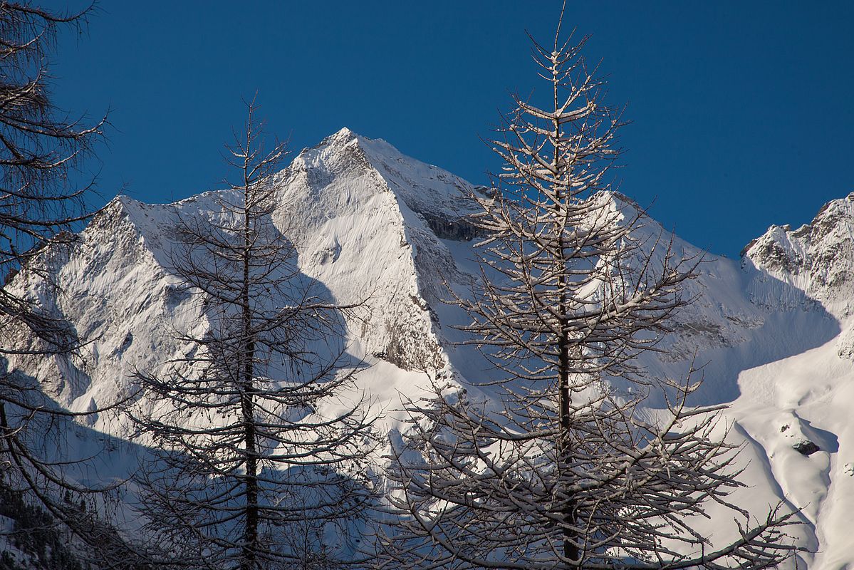 Blick zum winterlichen Grundschartner