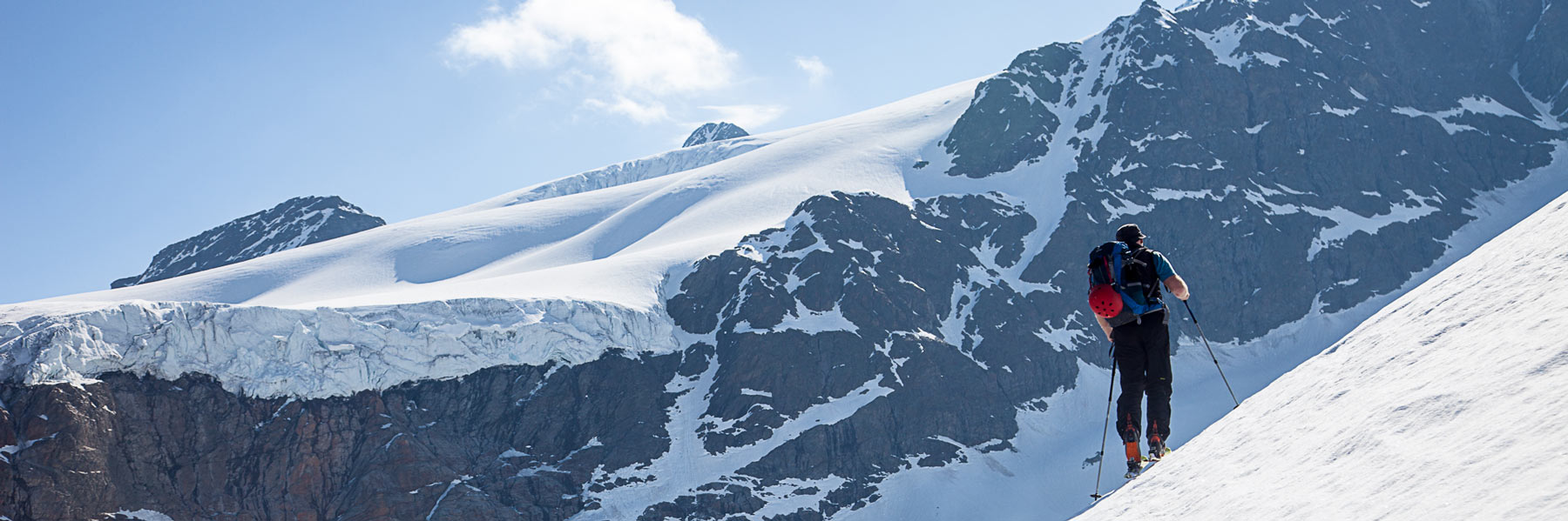 Hochalpine Gletscherlandschaft im Aufstieg zur Weißkugel