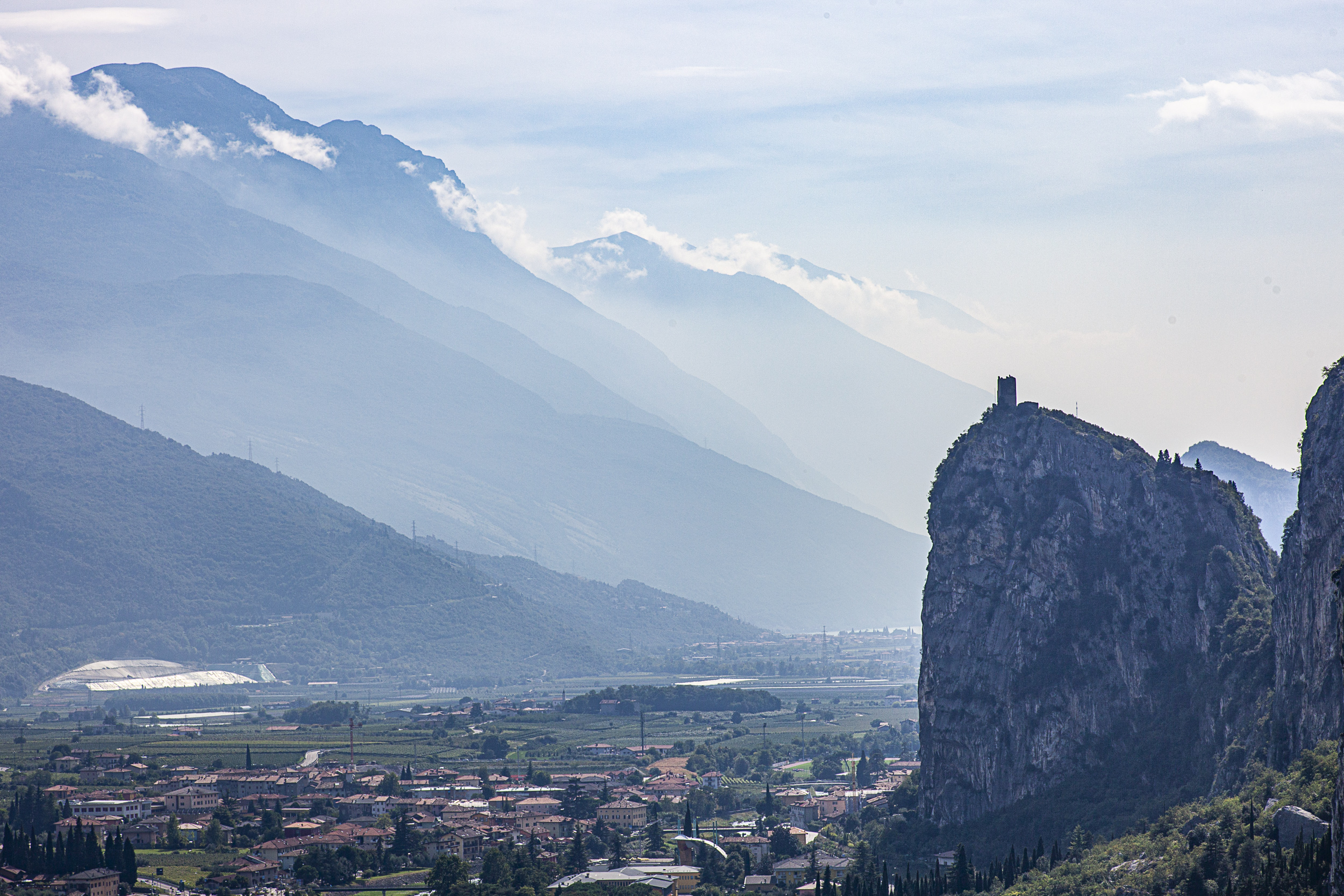 Die eindrucksvolle Skyline von Arco